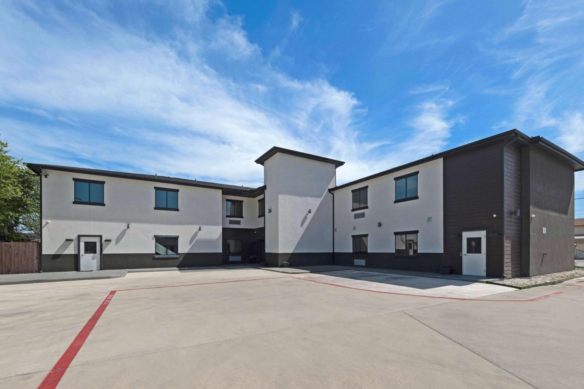 Americas Best Value Inn San Antonio Downtown Riverwalk Exterior photo