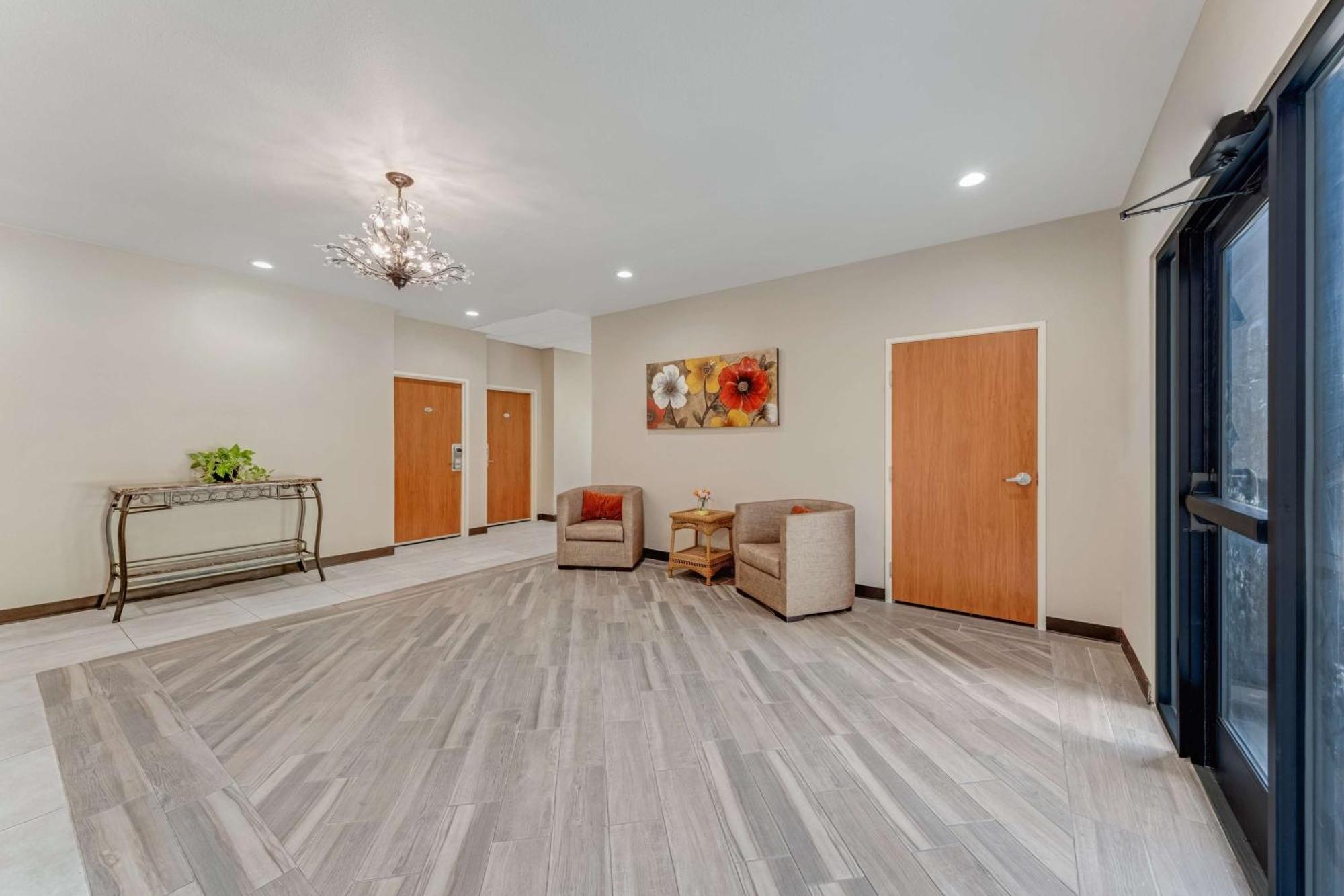 Americas Best Value Inn San Antonio Downtown Riverwalk Exterior photo