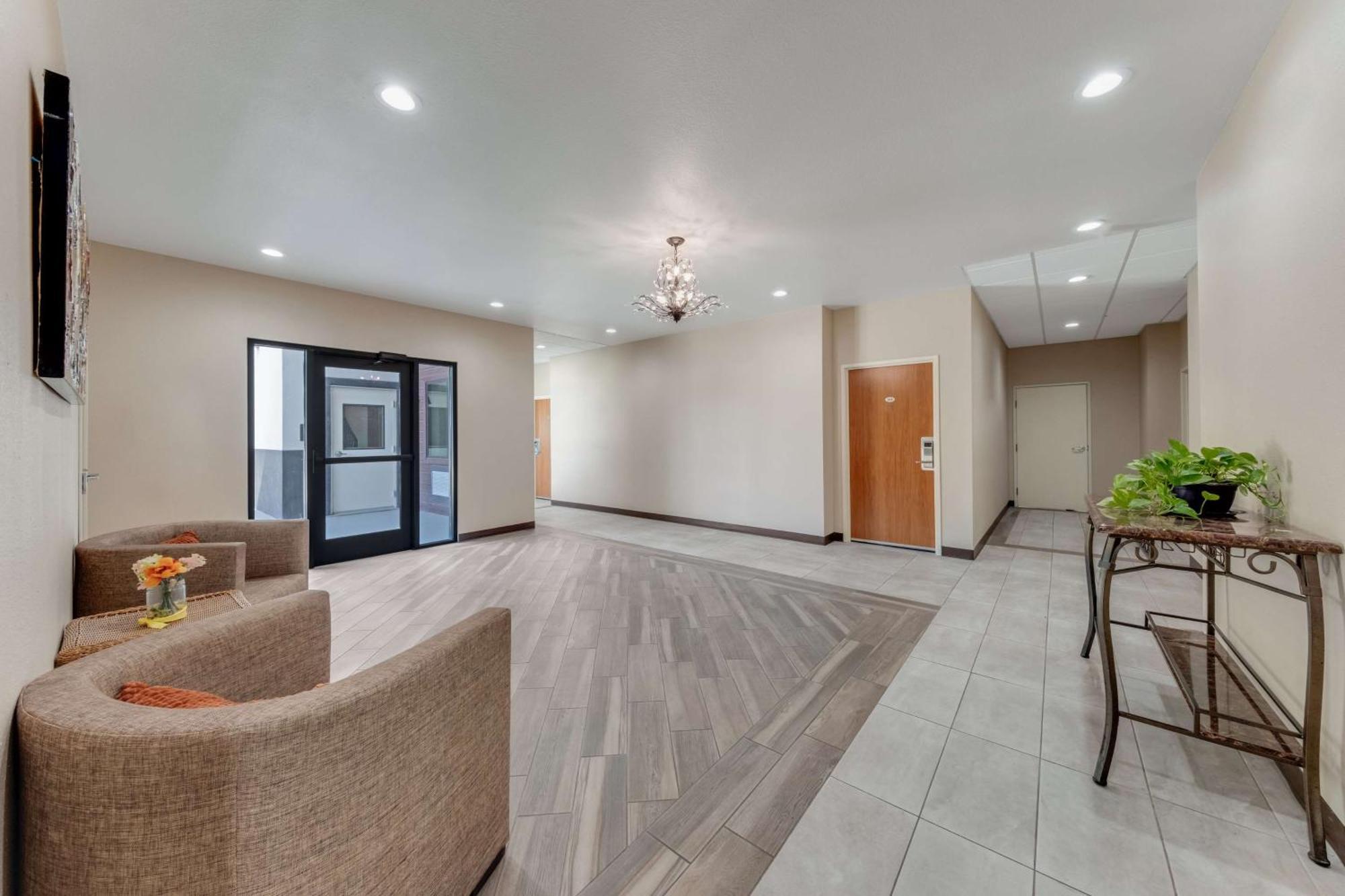 Americas Best Value Inn San Antonio Downtown Riverwalk Exterior photo