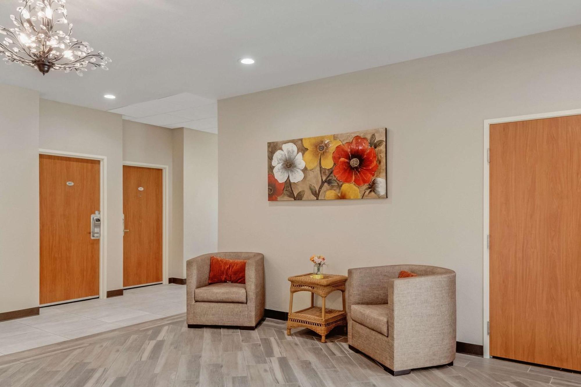 Americas Best Value Inn San Antonio Downtown Riverwalk Exterior photo